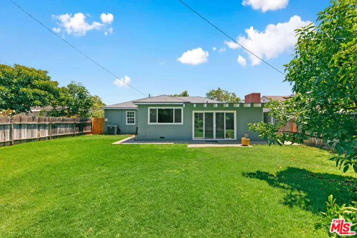 5861 E Fairbrook Street, Long Beach, California 90815