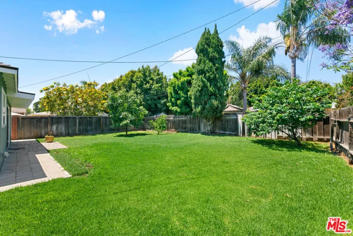 5861 E Fairbrook Street, Long Beach, California 90815