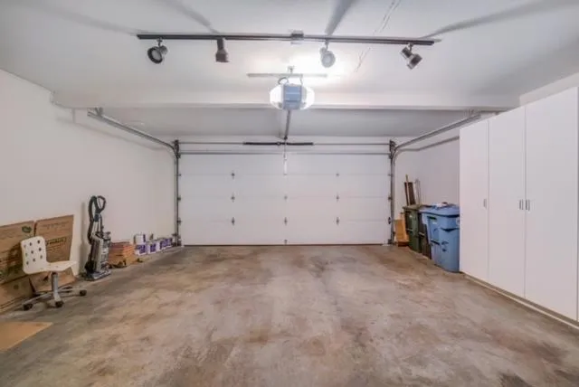 670 San Antonio Road 35, Palo Alto, California 94306