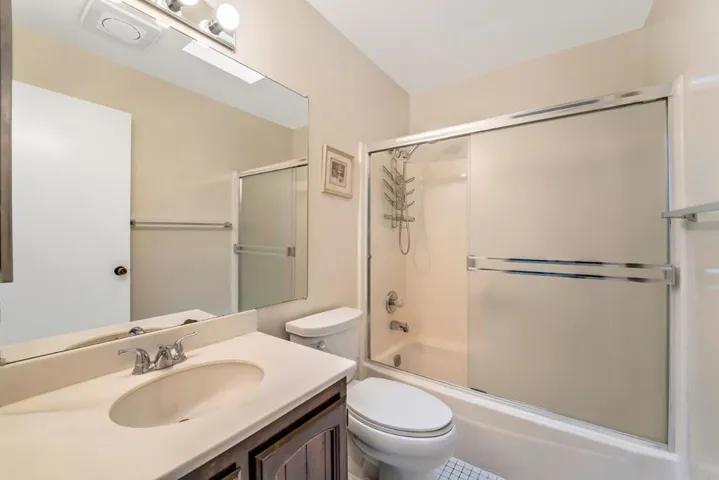 670 San Antonio Road 35, Palo Alto, California 94306