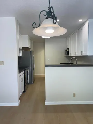 670 San Antonio Road 35, Palo Alto, California 94306