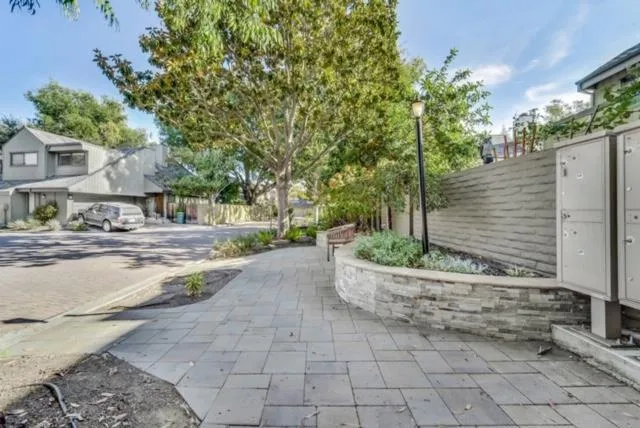 670 San Antonio Road 35, Palo Alto, California 94306