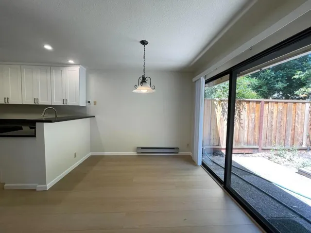 670 San Antonio Road 35, Palo Alto, California 94306