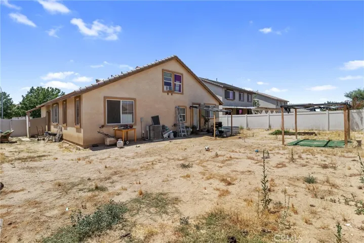 36742 James Pl, Palmdale, California 93550