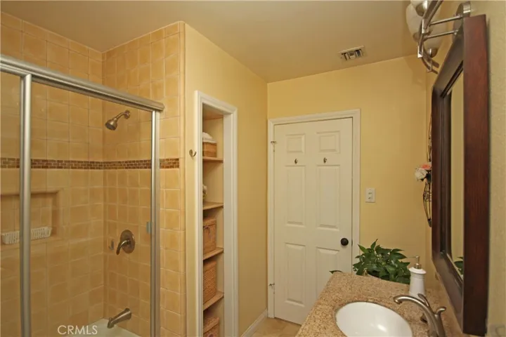 1011 Acacia Avenue, Torrance, California 90501