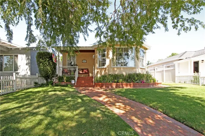 1011 Acacia Avenue, Torrance, California 90501