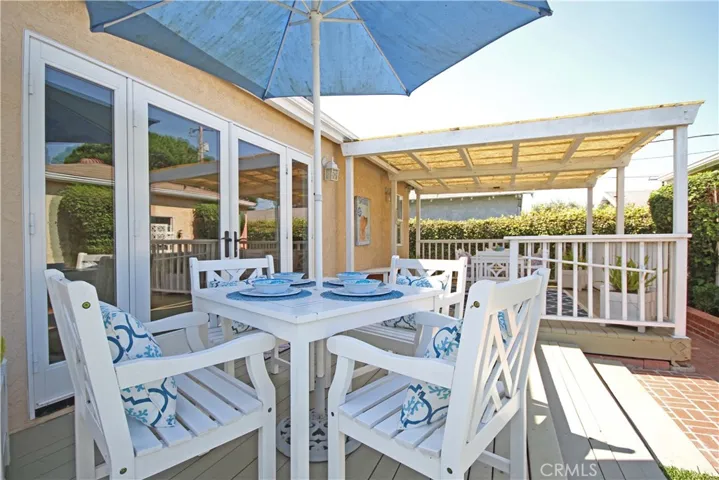 1011 Acacia Avenue, Torrance, California 90501