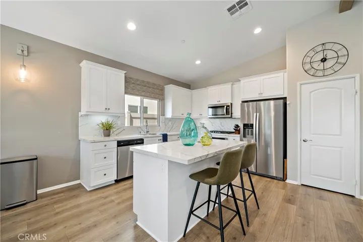 34265 Solstice Street, Winchester, California 92596
