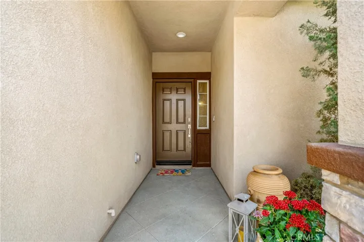 34265 Solstice Street, Winchester, California 92596