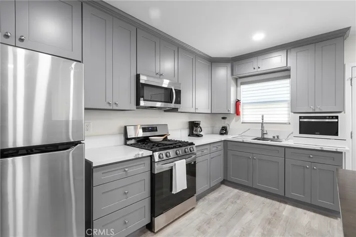 1065 Olive Ave, Long Beach, California 90813