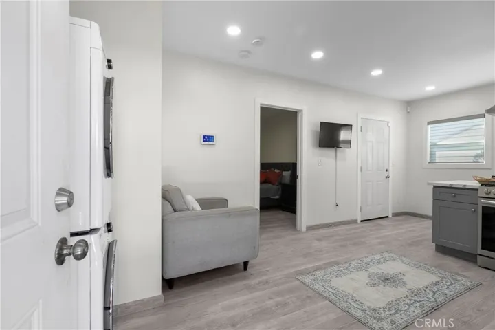 1065 Olive Ave, Long Beach, California 90813