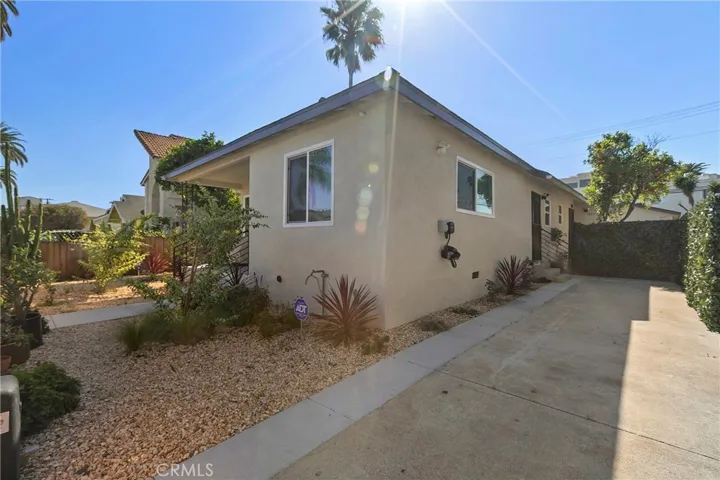 1065 Olive Ave, Long Beach, California 90813