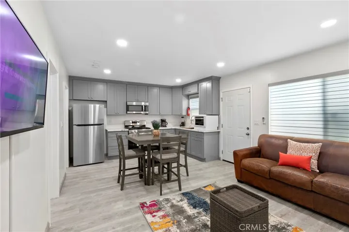 1065 Olive Ave, Long Beach, California 90813