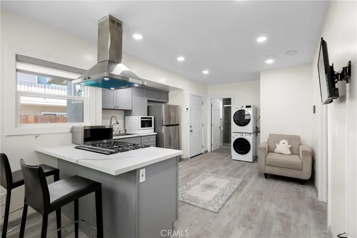 1065 Olive Ave, Long Beach, California 90813