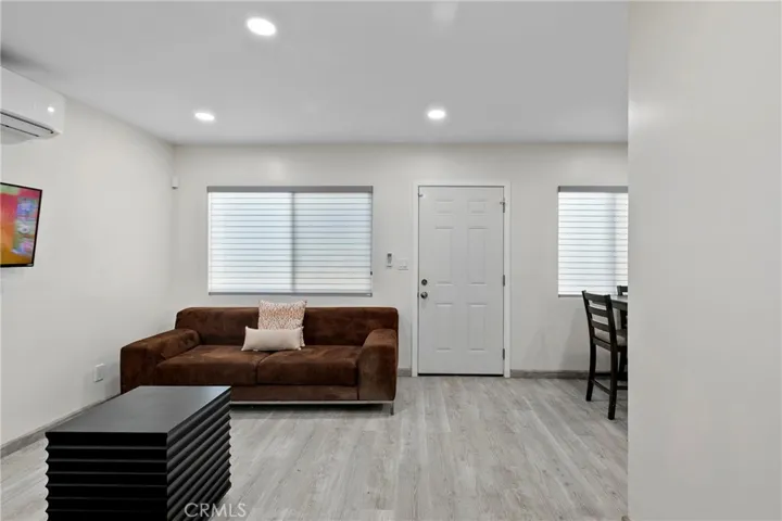 1065 Olive Ave, Long Beach, California 90813