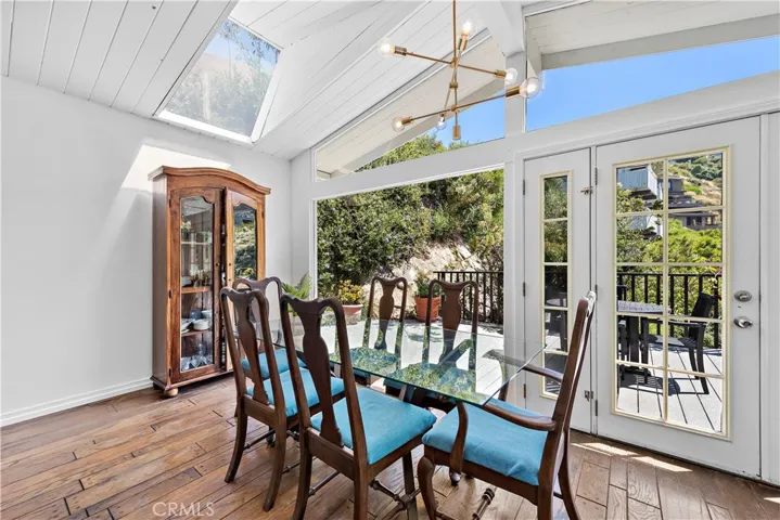 862 Summit Drive, Laguna Beach, California 92651