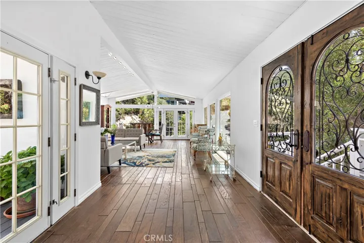 862 Summit Drive, Laguna Beach, California 92651