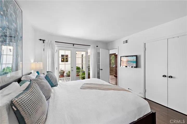 862 Summit Drive, Laguna Beach, California 92651