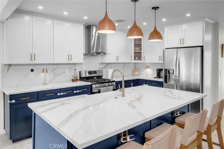 8545 Parrot Avenue, Downey, California 90240