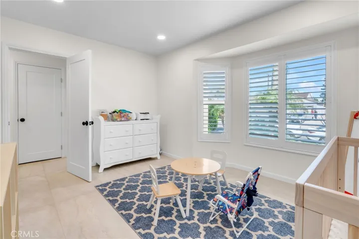 8545 Parrot Avenue, Downey, California 90240