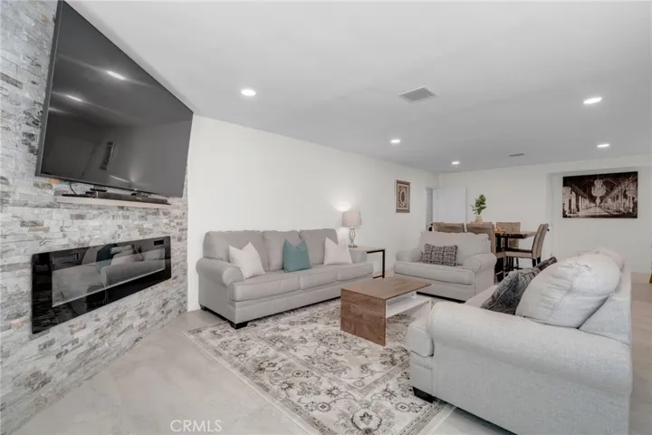8545 Parrot Avenue, Downey, California 90240