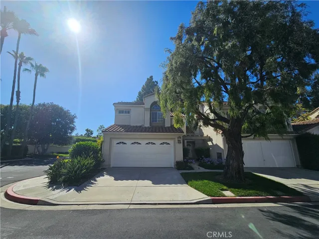 148 Almador, Irvine, California 92614