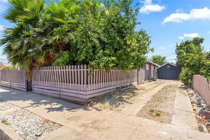 1225 Massachusetts Avenue, San Bernardino, California 92411
