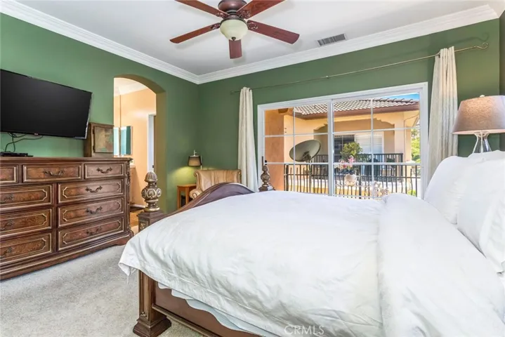 28068 Dickason Drive 114, Valencia, California 91354