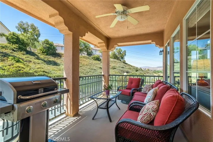 28068 Dickason Drive 114, Valencia, California 91354