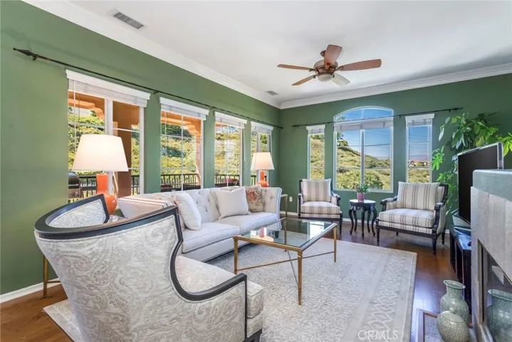 28068 Dickason Drive 114, Valencia, California 91354