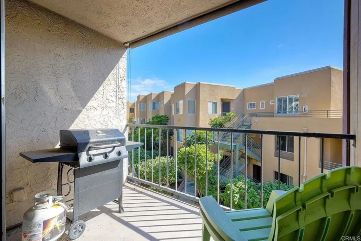 831 Kalpati Circle C, Carlsbad, California 92008