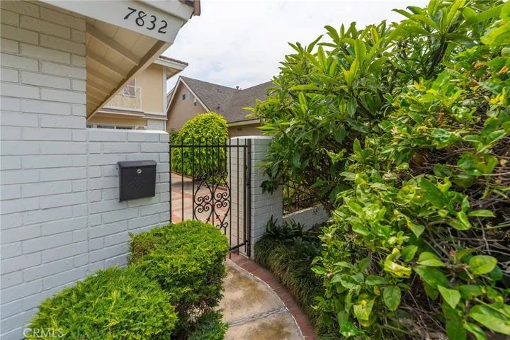 7832 Denise Circle, La Palma, California 90623