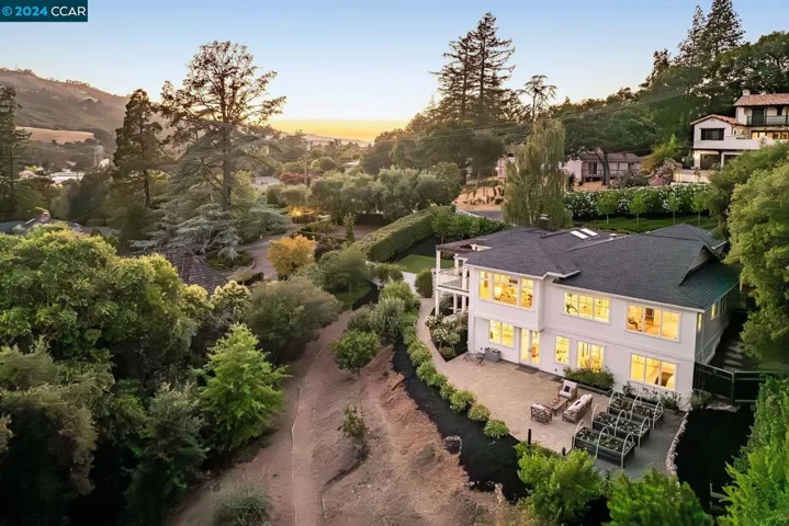 24 Southwood Dr, Orinda, California 94563