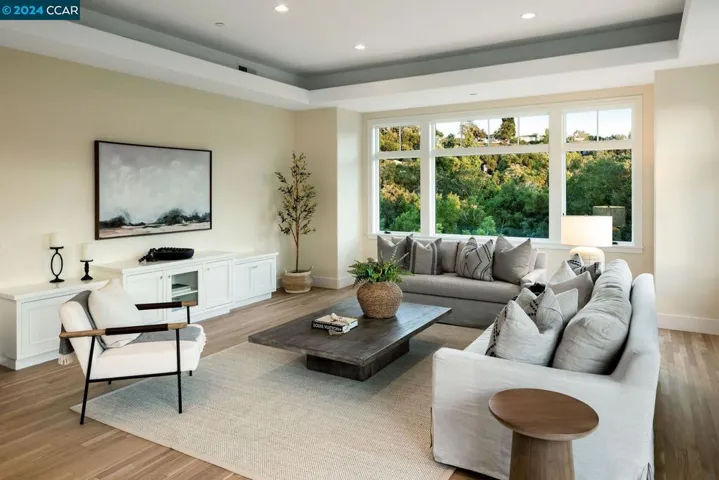 24 Southwood Dr, Orinda, California 94563