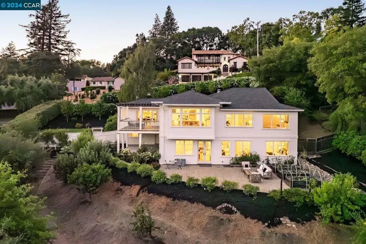 24 Southwood Dr, Orinda, California 94563