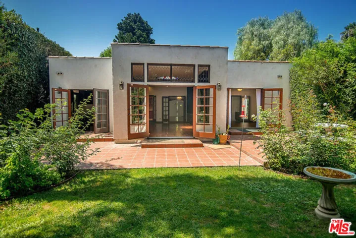 921 26th Street, Santa Monica, California 90403
