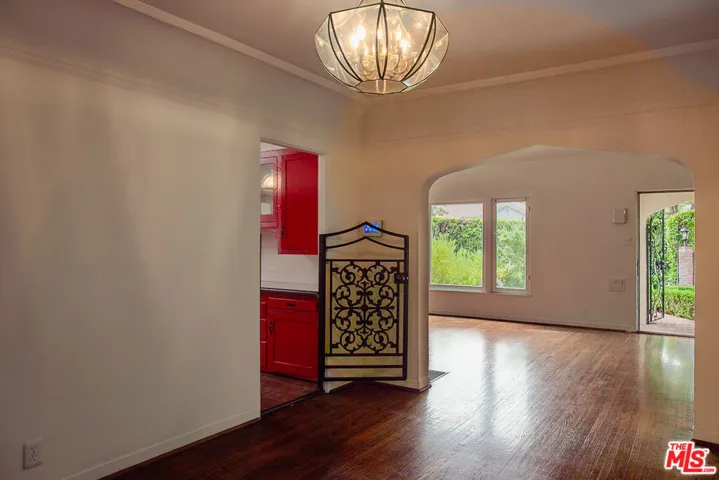 921 26th Street, Santa Monica, California 90403