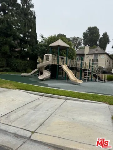 3636 W Medici Lane, Inglewood, California 90305