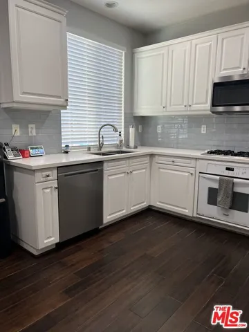 3636 W Medici Lane, Inglewood, California 90305