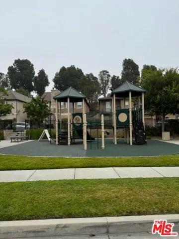 3636 W Medici Lane, Inglewood, California 90305