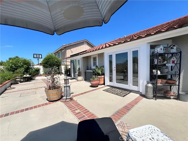 21520 Via La Naranja, Yorba Linda, California 92886