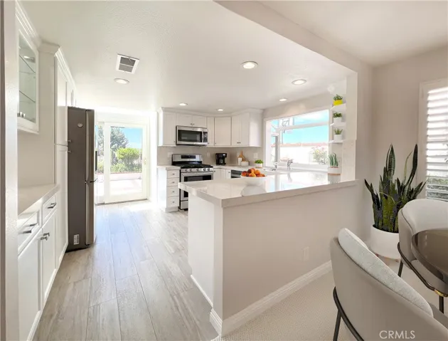 21520 Via La Naranja, Yorba Linda, California 92886