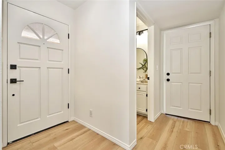 18424 Keswick Street 9, Reseda, California 91335