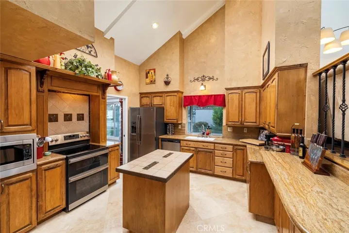 4107 Pepper Avenue, Yorba Linda, California 92886