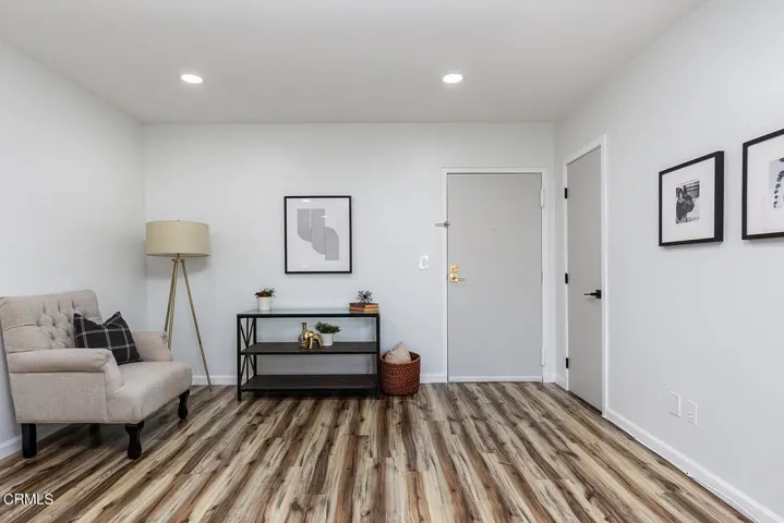 330 S Mentor Ave #338 003-mls