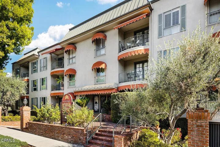330 S Mentor Ave #338 001-mls