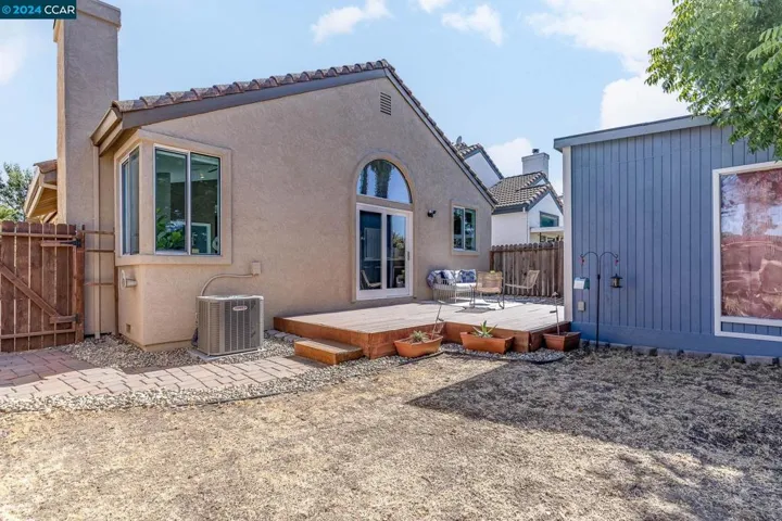 910 Mccoy Creek Ct, Suisun City, California 94585-3786