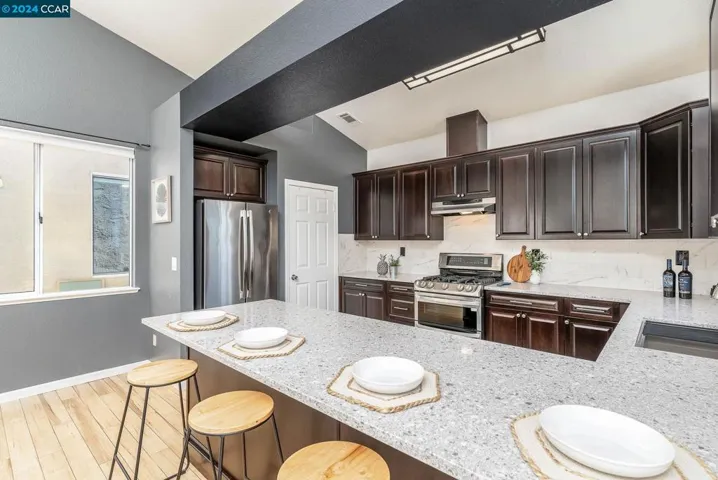 910 Mccoy Creek Ct, Suisun City, California 94585-3786