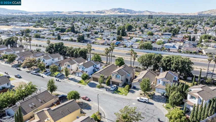 910 Mccoy Creek Ct, Suisun City, California 94585-3786