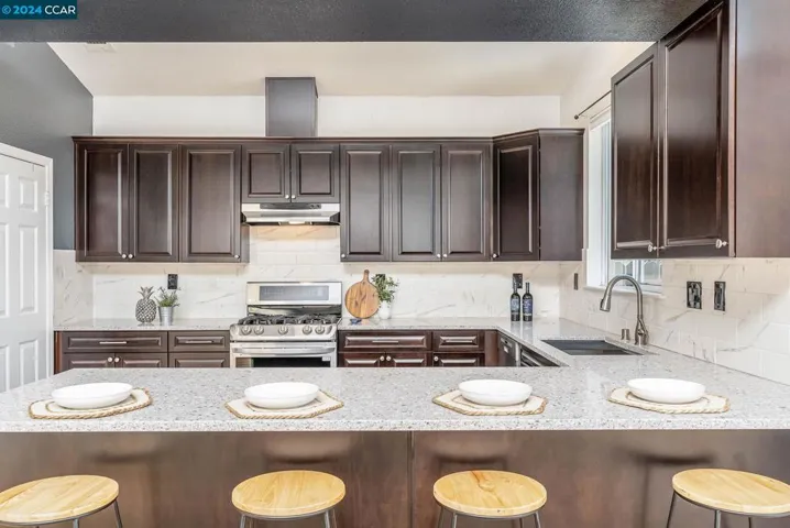 910 Mccoy Creek Ct, Suisun City, California 94585-3786